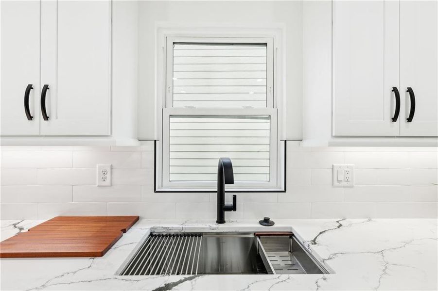 Image 50 of a home in .