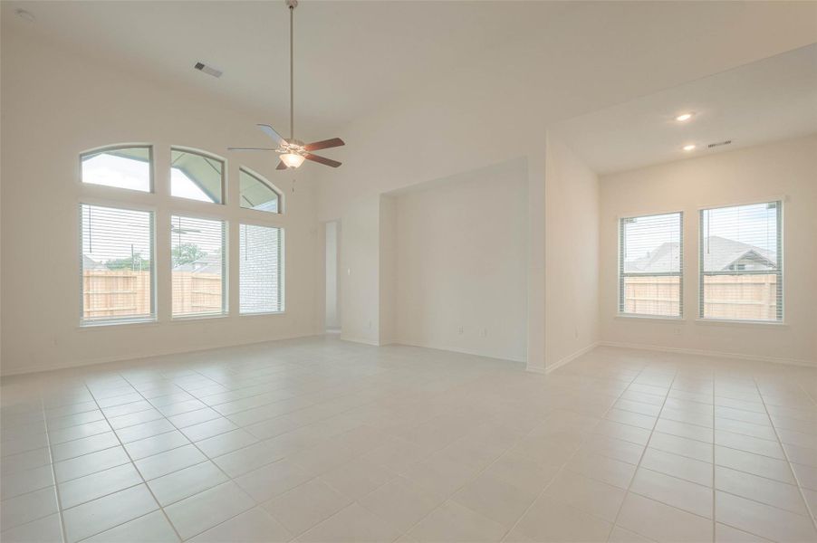 Spacious, unfurnished interior of a new home in Mandola Farms , Richmond (Image 17).