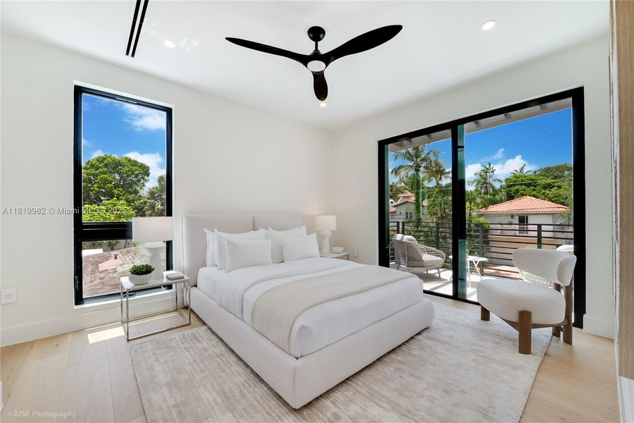 Furnished interior view inside a new home in , Miami (Image 23). Furnished interior view inside a new home in , Miami (Image 23).