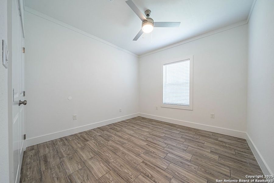 Spacious, unfurnished interior of a new home in , San Antonio (Image 25).