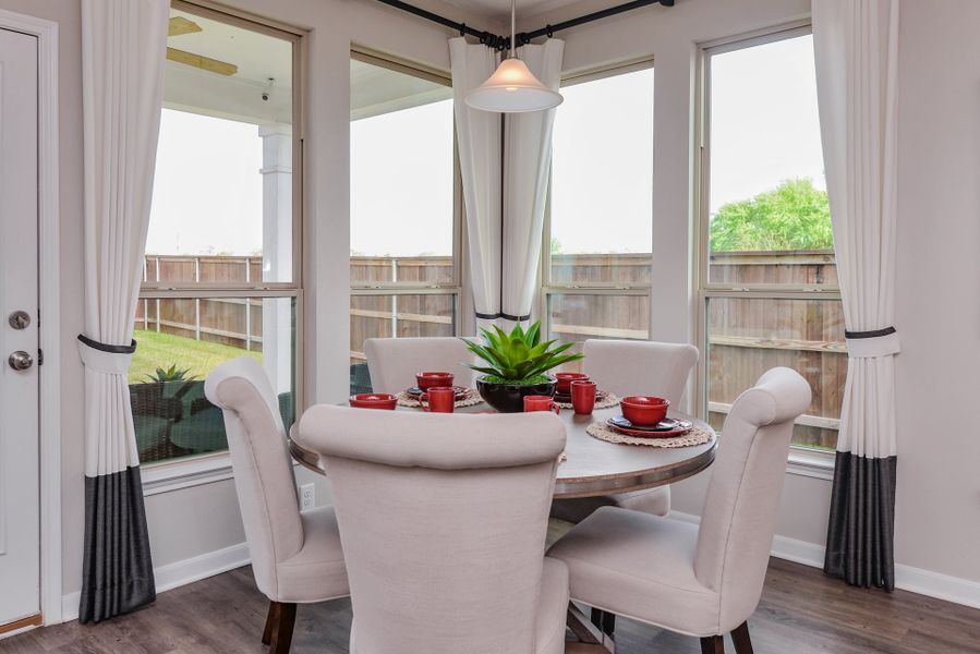 Furnished interior view inside a new home in Edgewater, Bryan (Image 6).