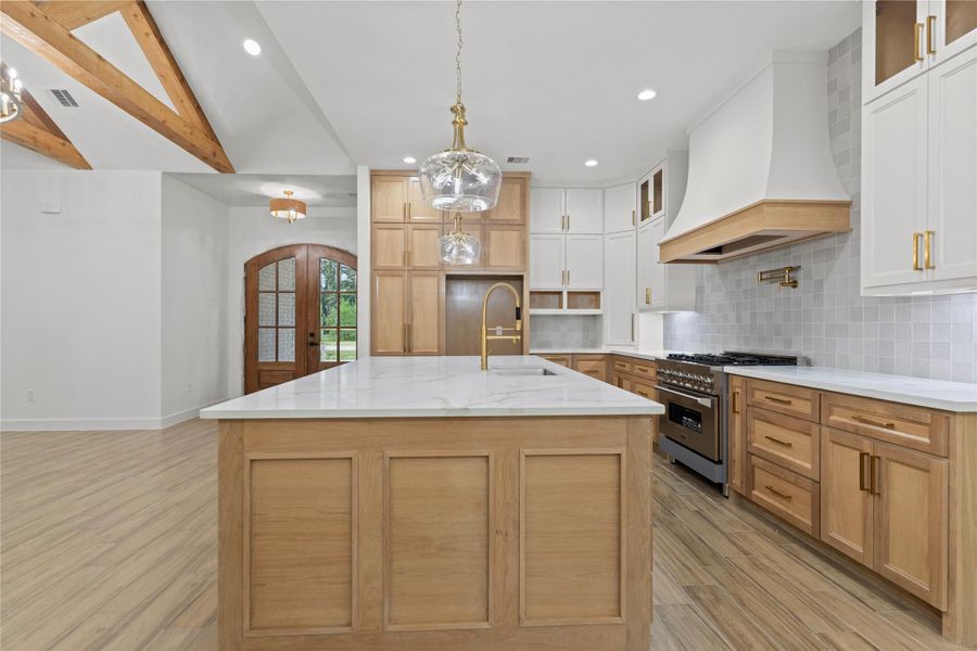 Furnished interior view inside a new home in , Dayton (Image 5).