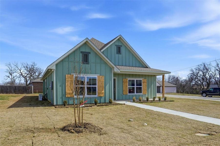 Front exterior of a new home in , Sanger, TX, highlighting curb appeal (Image 1). Front exterior of a new home in , Sanger, TX, highlighting curb appeal (Image 1).