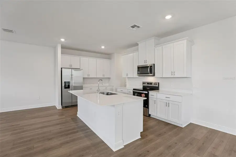 Furnished interior view inside a new home in Cyrene at Minneola, Minneola (Image 6).
