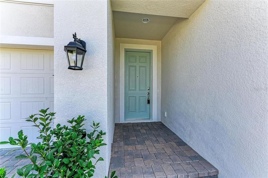 Exterior details and patio area of a home in Mirada, San Antonio (Image 3).