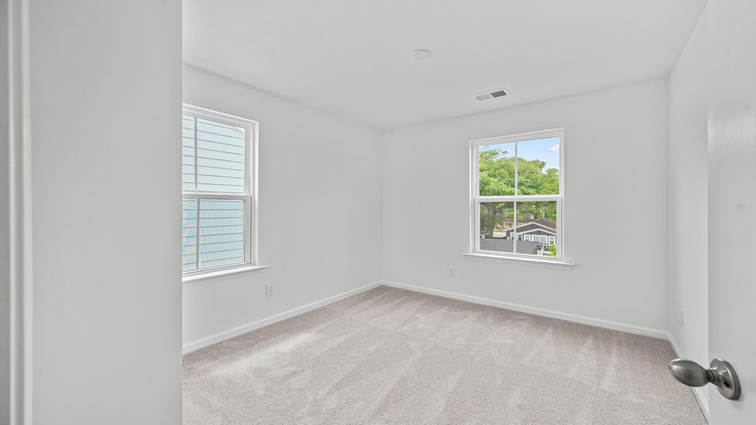 Spacious, unfurnished interior of a new home in Park Circle Single Family Homes, North Charleston (Image 18).