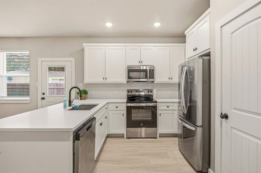 Furnished interior view inside a new home in , Granbury (Image 10).