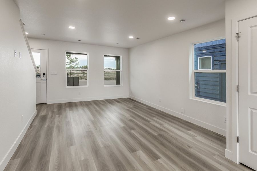 Spacious, unfurnished interior of a new home in Bloom, Fort Collins (Image 41).