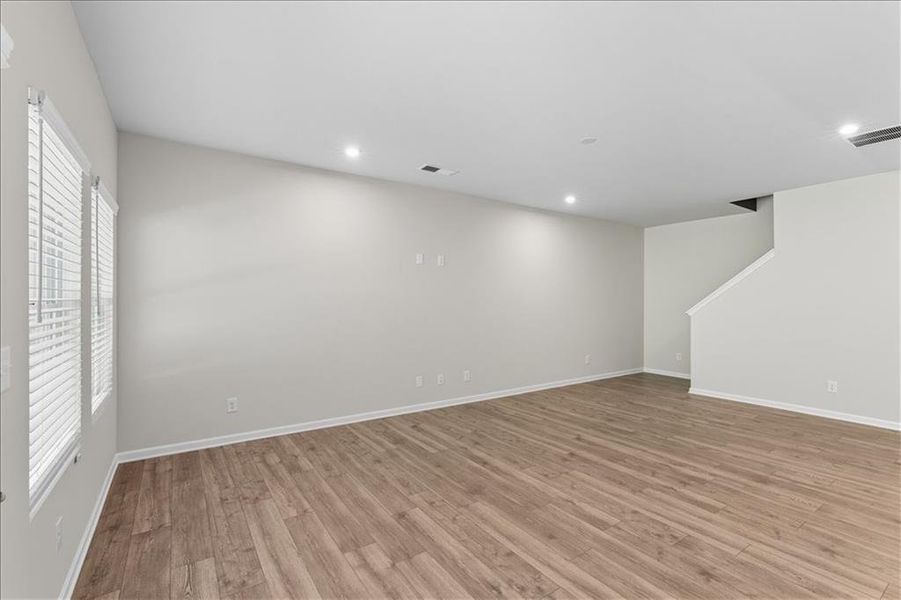 Spacious, unfurnished interior of a new home in Park Center Pointe, Mableton (Image 13).
