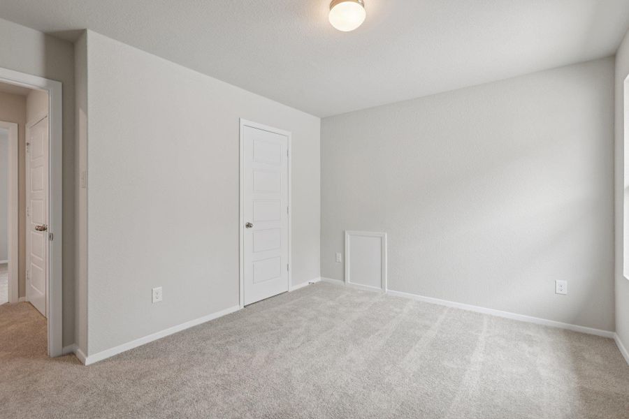 Spacious, unfurnished interior of a new home in Hymeadow, Maxwell (Image 28).