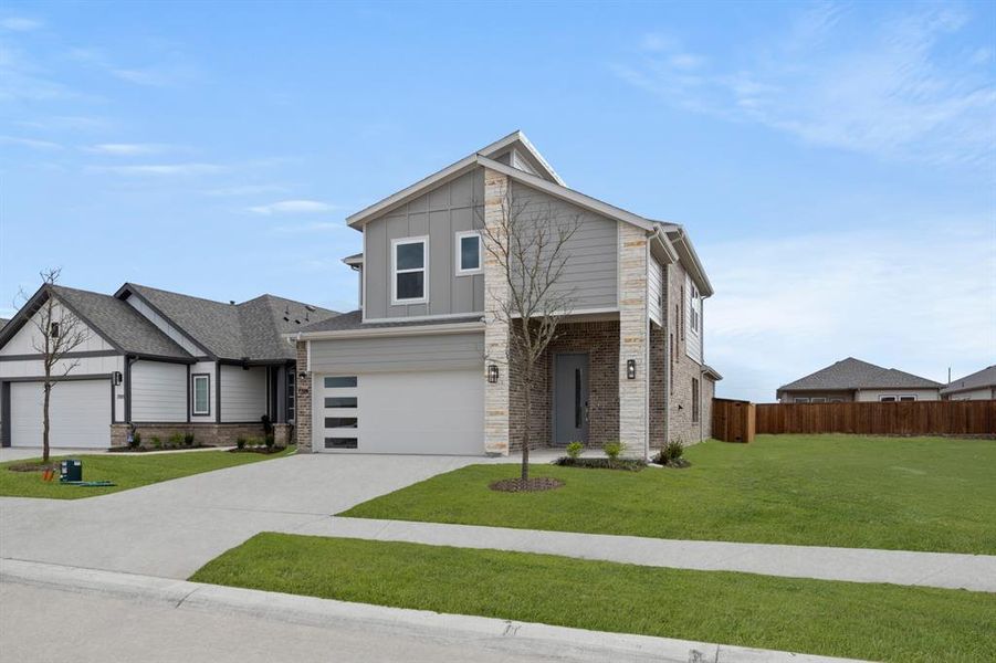 7325 Autumn Hill- Front-2