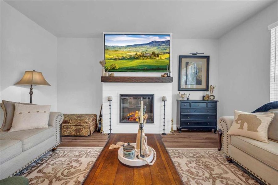 Furnished interior view inside a new home in , Homer (Image 12).