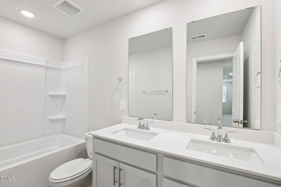 19-web-or-mls-Raleigh- River Glen- 641 W