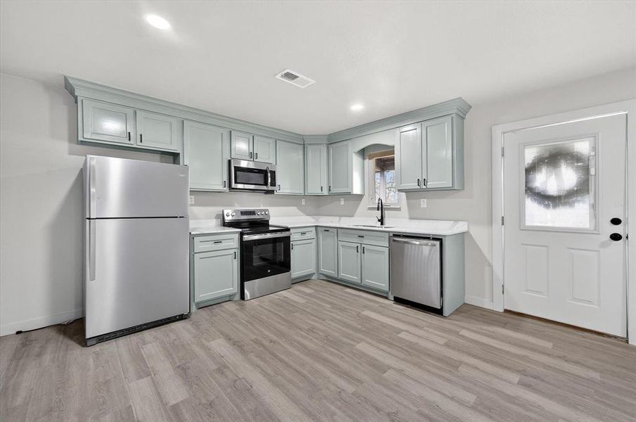 Furnished interior view inside a new home in , Dawson (Image 8).