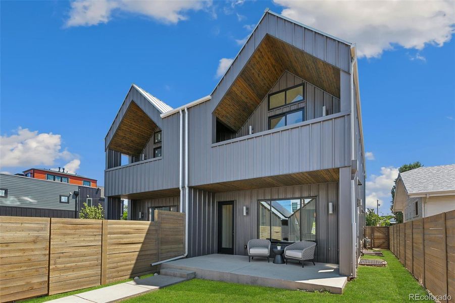 Almost 100% Maintenance Free Exterior!