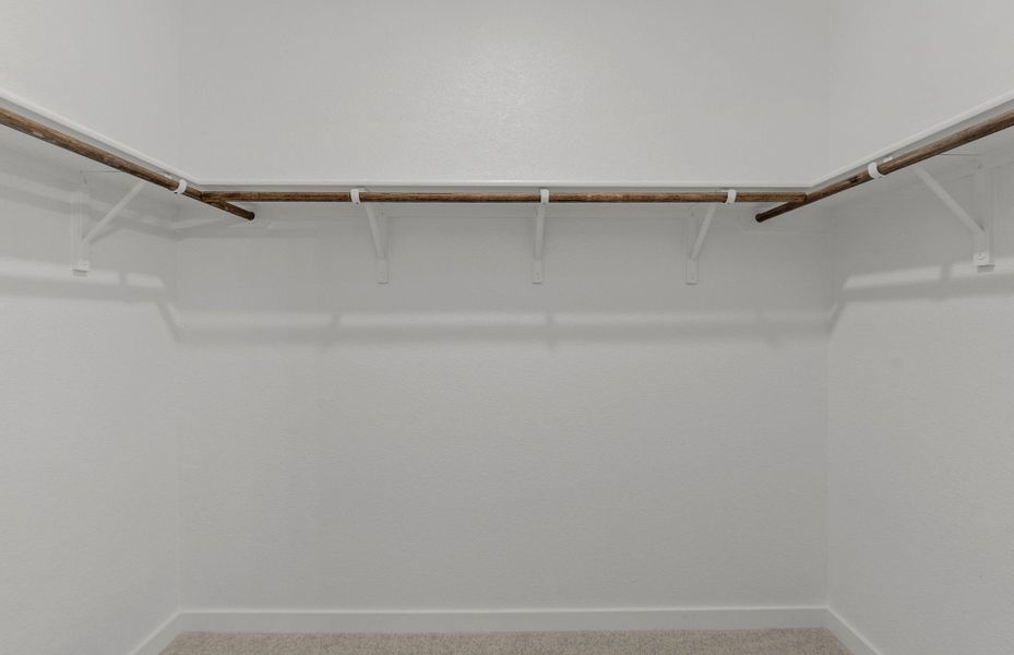 Spacious, unfurnished interior of a new home in County View, Temple (Image 14).
