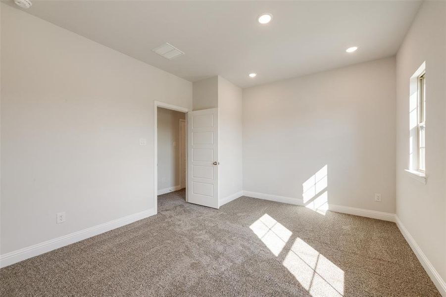 Spacious, unfurnished interior of a new home in Arbors at Legacy Hills, Celina (Image 13). Spacious, unfurnished interior of a new home in Arbors at Legacy Hills, Celina (Image 13).