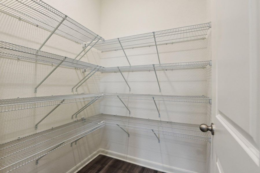 Spacious, unfurnished interior of a new home in Pinckney Place, North Charleston (Image 8).