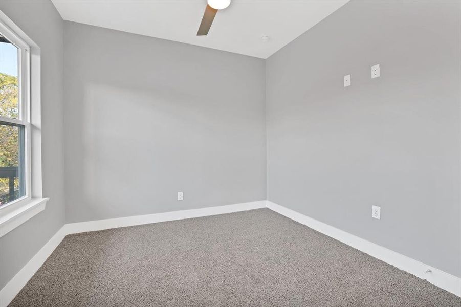 Spacious, unfurnished interior of a new home in , Dallas (Image 11).
