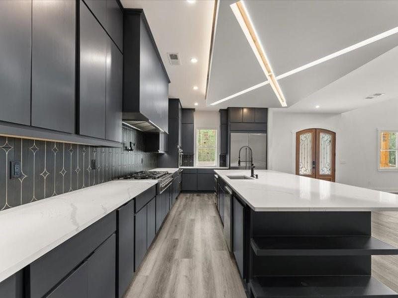 Furnished interior view inside a new home in , Dahlonega (Image 70).