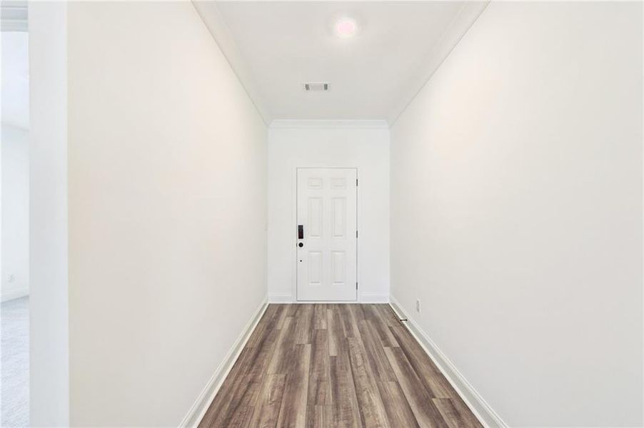 Spacious, unfurnished interior of a new home in Auburn Glen, Dacula (Image 21).