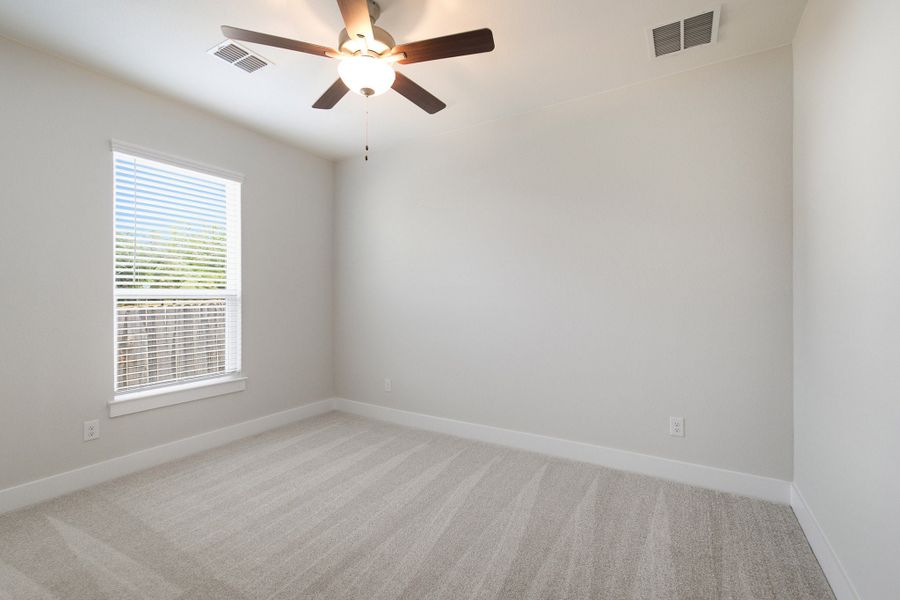 Spacious, unfurnished interior of a new home in Sanctuary, Salado (Image 25).