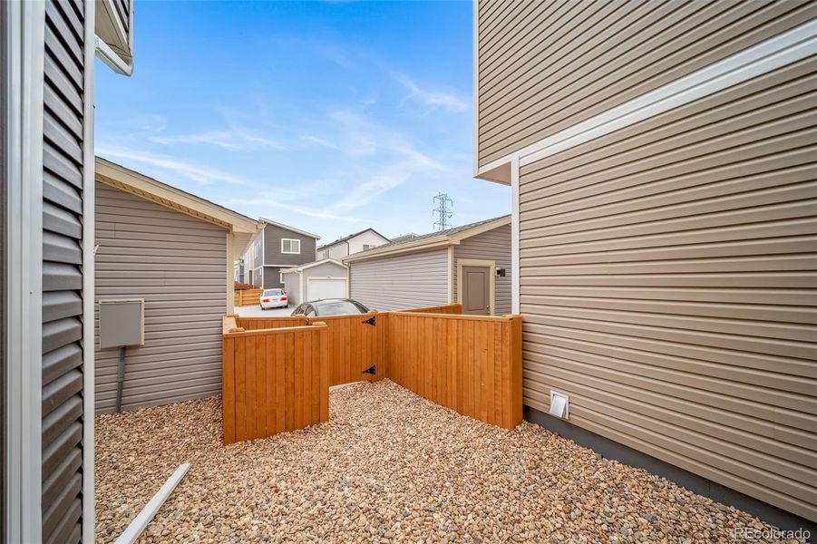 Exterior details and patio area of a home in Reunion, Commerce City (Image 3).