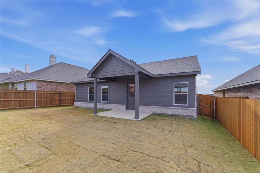 Exterior details and patio area of a home in Liberty Pointe, Gainesville (Image 4).