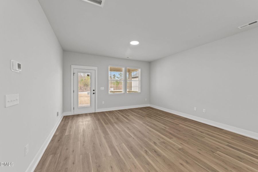 21-web-or-mls-VB4A5664