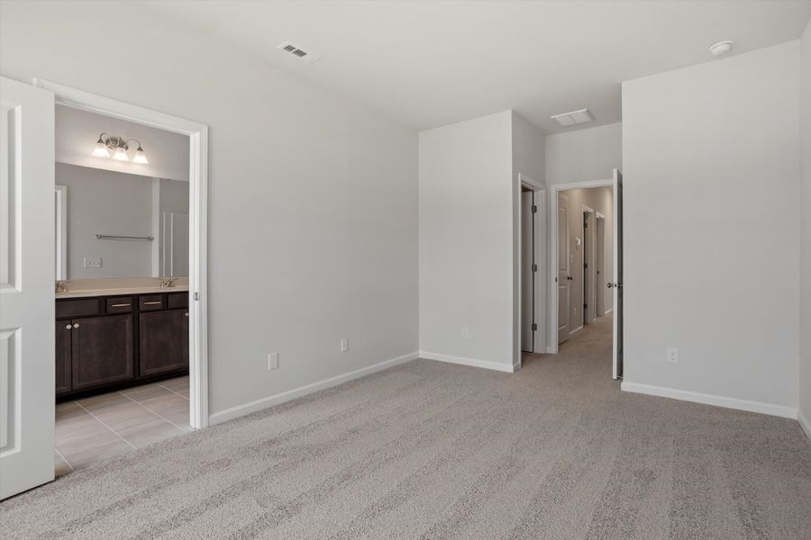 Spacious, unfurnished interior of a new home in Renaissance at White Oak, Garner (Image 23).