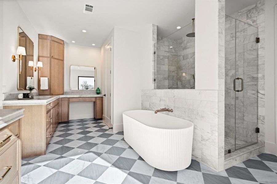 Furnished interior view inside a new home in , Dallas (Image 17).