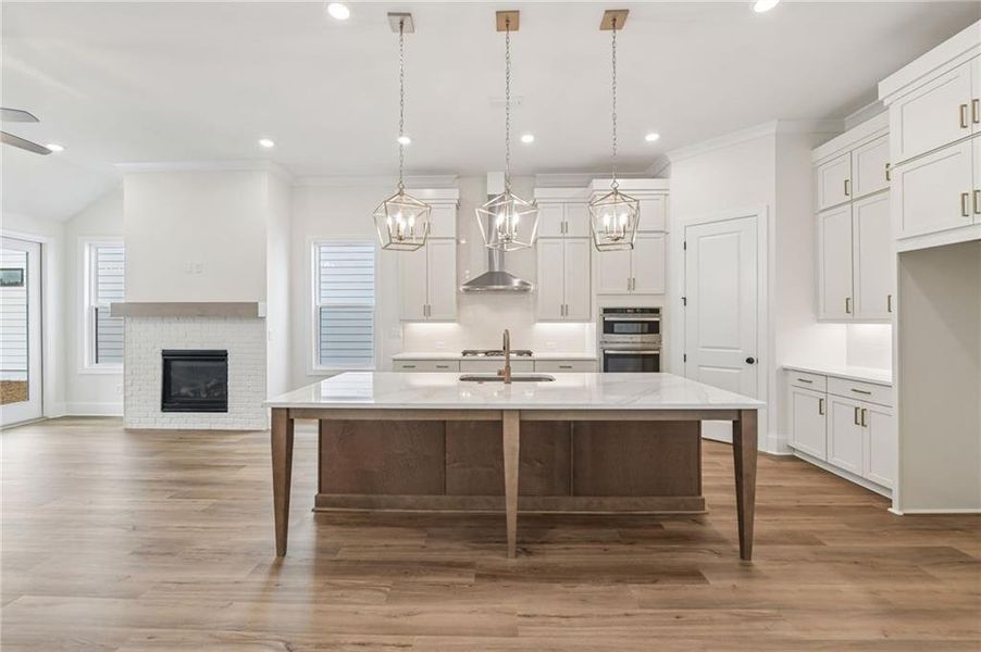 Furnished interior view inside a new home in Aberdeen, Hoschton (Image 7).