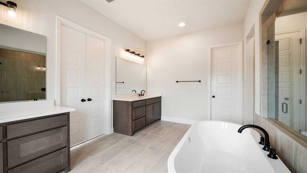 Furnished interior view inside a new home in Trinity Falls, McKinney (Image 6).