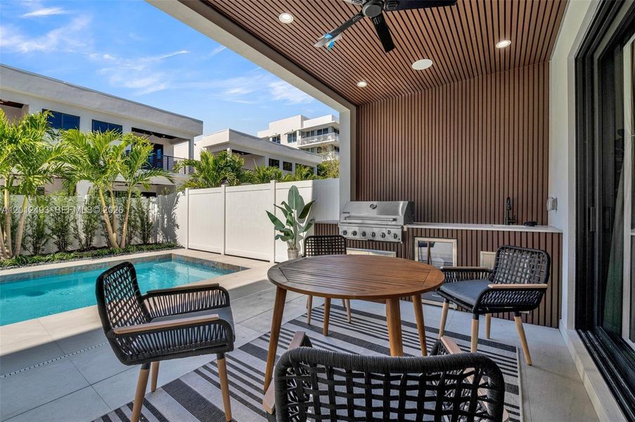 Exterior details and patio area of a home in , Fort Lauderdale (Image 32).