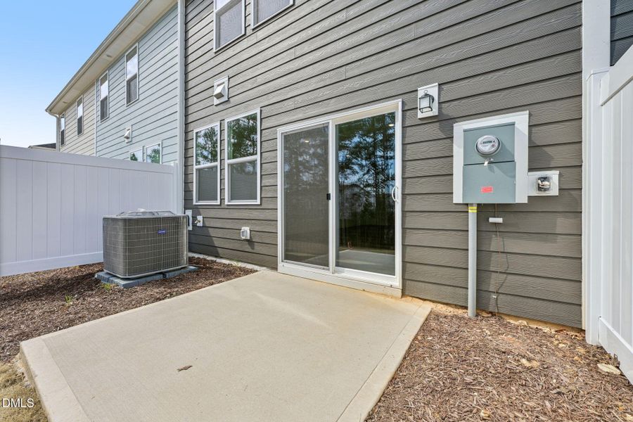 29-web-or-mls-210 Parker Lane-S0503-029