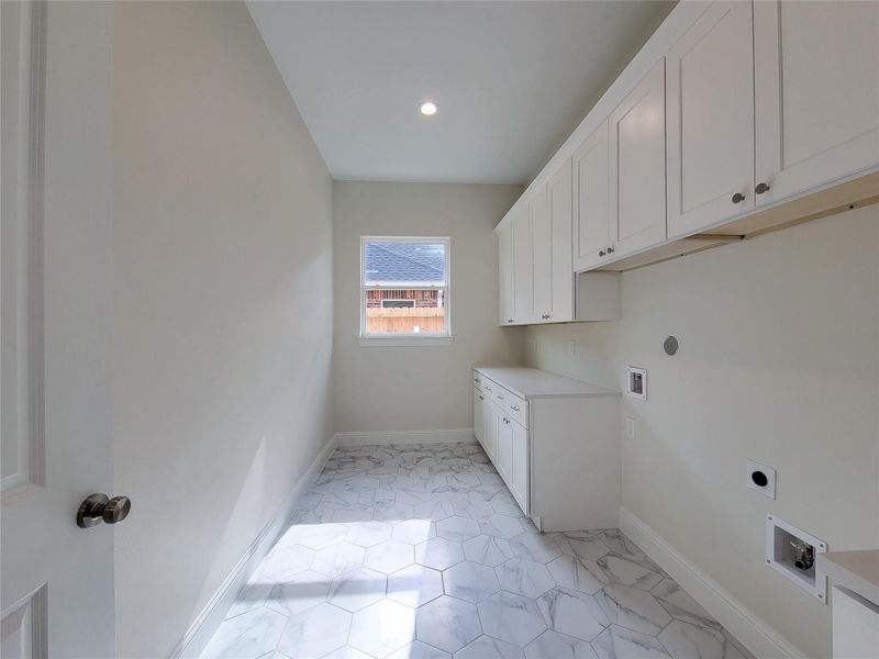 Image 44 of a home in .