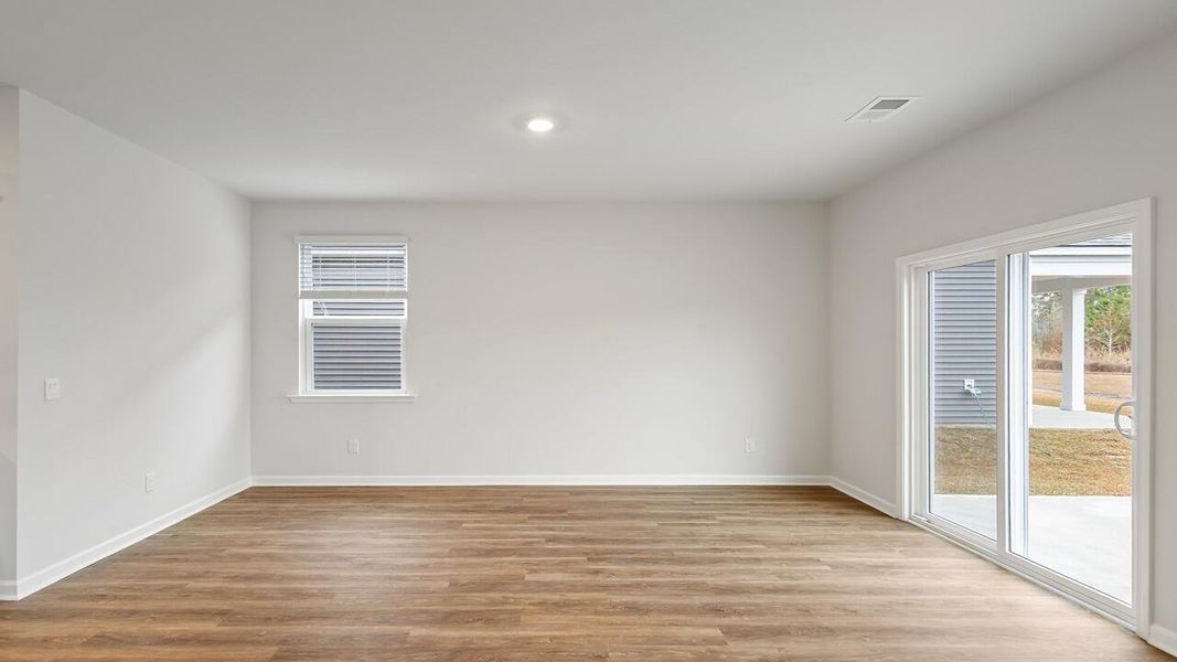 Spacious, unfurnished interior of a new home in The Cove at Mallard Crossing, Summerville (Image 18).