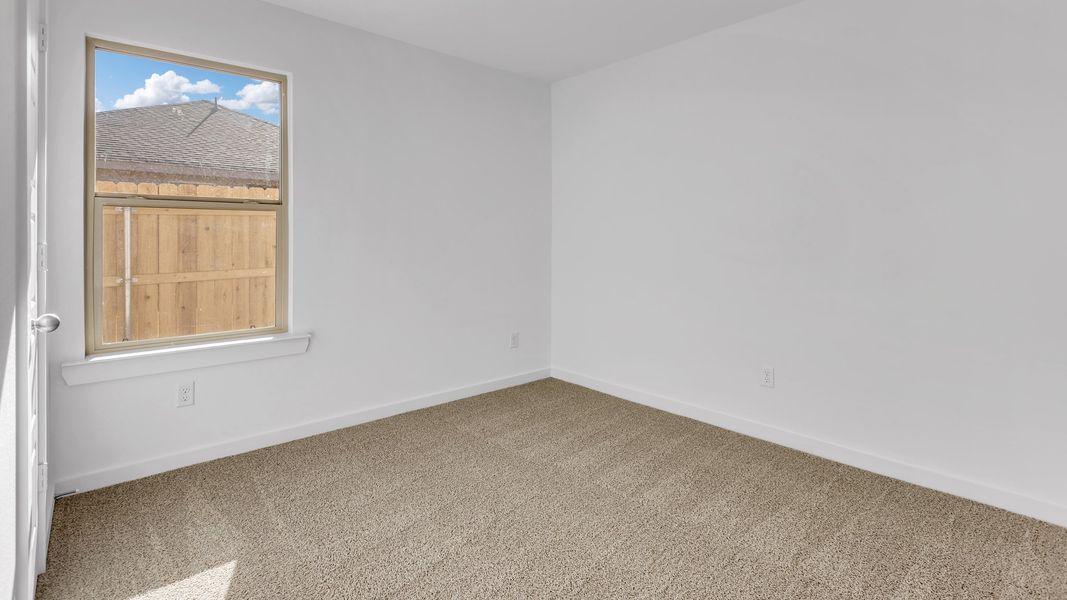 Spacious, unfurnished interior of a new home in Overlook West, Wolfforth (Image 11).