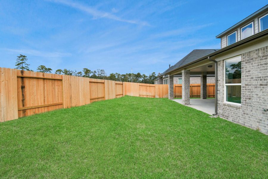 Explore the expansive backyard with its inviting covered patio—a perfect blend of space for the kids to play and adults to unwind. Ideal for creating your outdoor oasis, this backyard accommodates patio furniture, a BBQ pit, and endless possibilities for leisure and entertainment. Explore the expansive backyard with its inviting covered patio—a perfect blend of space for the kids to play and adults to unwind. Ideal for creating your outdoor oasis, this backyard accommodates patio furniture, a BBQ pit, and endless possibilities for leisure and entertainment.