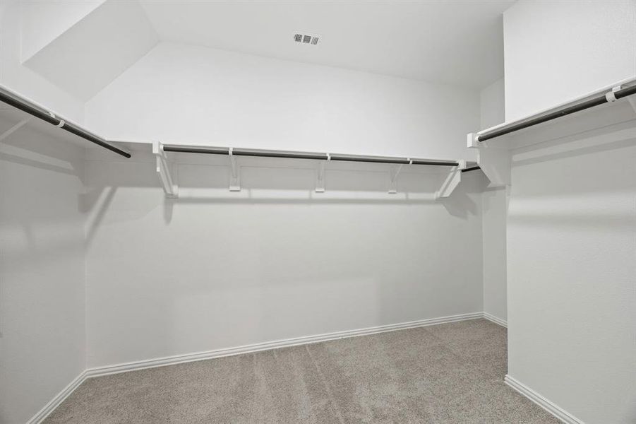 21-web-or-mls-3301-royal-frst-dr