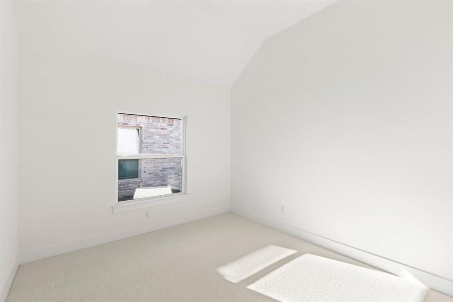 Spacious, unfurnished interior of a new home in Valencia on The Lake, Little Elm (Image 21).