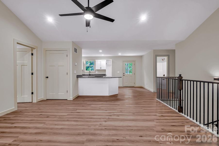Image 18 of a home in .