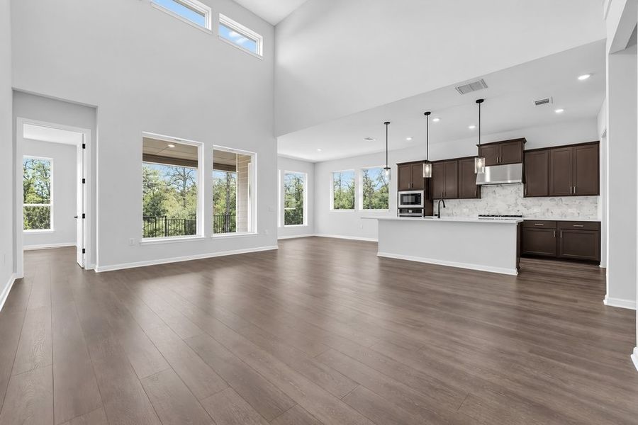 Spacious, unfurnished interior of a new home in Silverleaf, Cedar Creek (Image 17). Spacious, unfurnished interior of a new home in Silverleaf, Cedar Creek (Image 17).