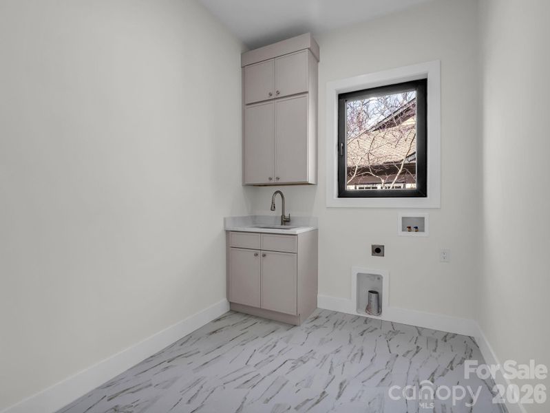 Furnished interior view inside a new home in , Hendersonville (Image 8). Furnished interior view inside a new home in , Hendersonville (Image 8).