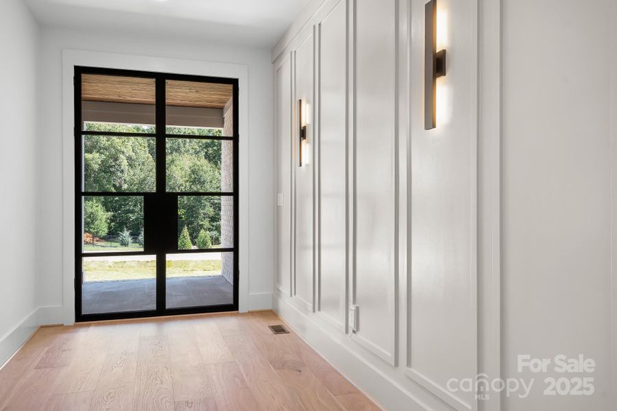 Spacious, unfurnished interior of a new home in , Mooresville (Image 19).