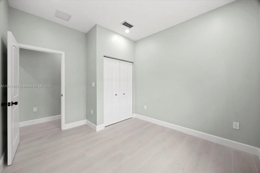 Spacious, unfurnished interior of a new home in , West Palm Beach (Image 22).