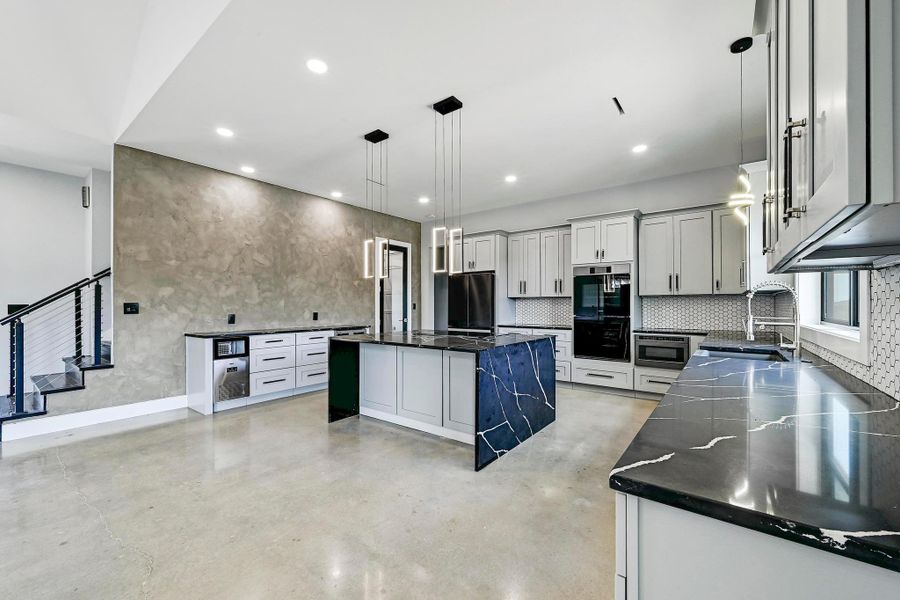 Featuring the modern gourmet chef's kitchen of your dreams with bespoke high-end finishes. Featuring the modern gourmet chef's kitchen of your dreams with bespoke high-end finishes.