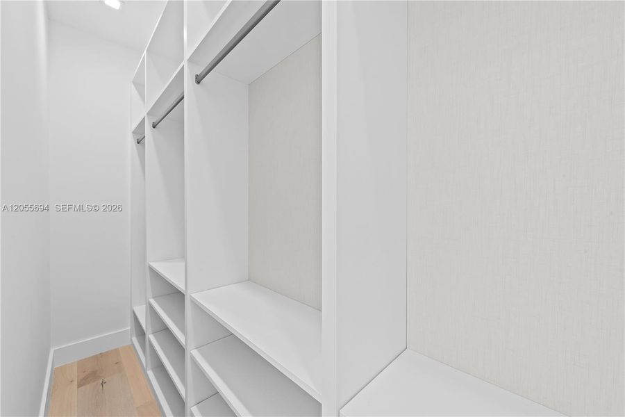 Image 91 of a home in .