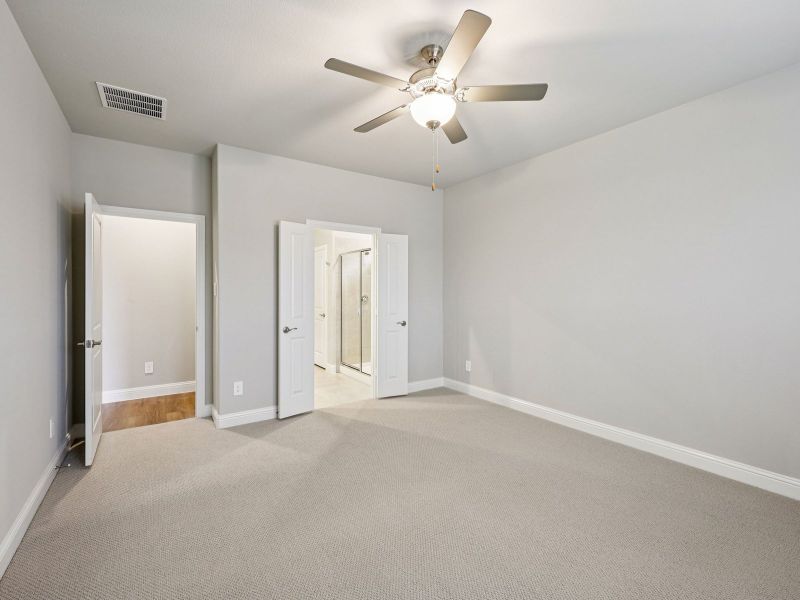 Spacious, unfurnished interior of a new home in Parks at Foster Crossing - Spring Series, Anna (Image 11). Spacious, unfurnished interior of a new home in Parks at Foster Crossing - Spring Series, Anna (Image 11).