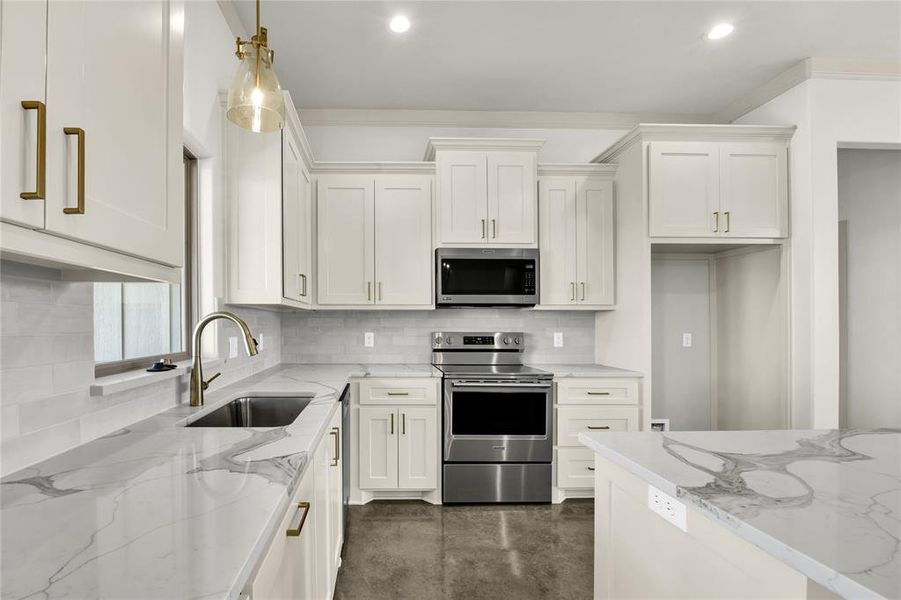 Furnished interior view inside a new home in , Cresson (Image 14).